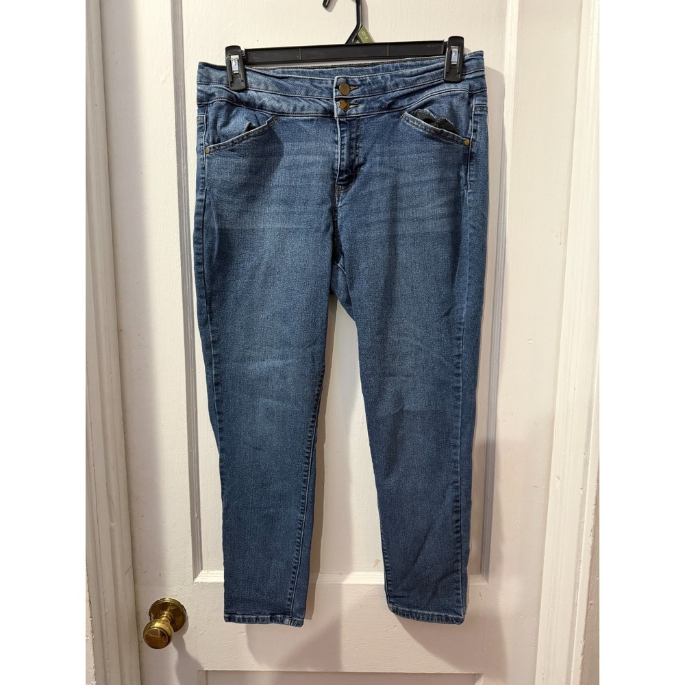 D. Jeans Skinny Jeans in 14